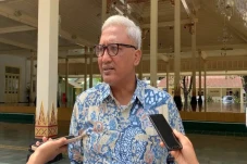 Lebaran Sudah Lewat,...
