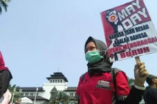 Sejarah Terciptanya...