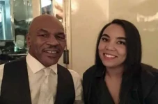 Rayna Tyson Anak Mike...