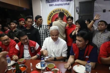 Safari Politik Perdana...