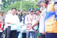 Menhub Respon Gubernur...