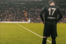 Agen Beberkan Alasan...