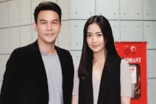 Dhena Devanka Persilakan...