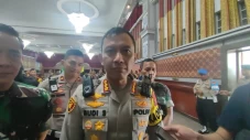 Ngaku Mualaf, Bule Australia...