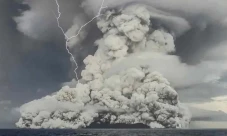 Ini Mega-Tsunami Pertama...