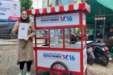 Dapat Gerobak Perindo,...