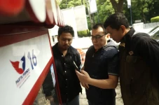Dapat Gerobak Baru,...