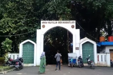 Kisah Pelarian Pembesar...