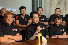 Chef Juna Senang Bisa...