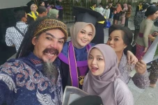 Profil Putri Limbad,...