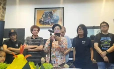 Rayakan 50 Tahun Berkarya,...