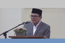 Kukuhkan Ratusan Guru...