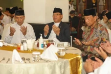Hadiri Halalbihalal...