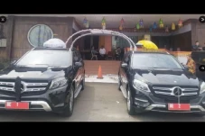 Parah! Mobil Dinas Gubernur-Wakil...