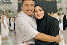 Aurel Hamil Anak Kedua,...