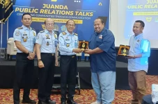 Imigrasi Surabaya Perkuat...