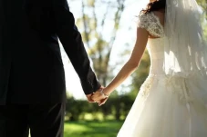 5 Gaun Pengantin Terburuk...