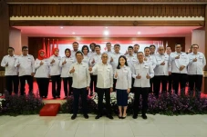 Dilantik Jadi Ketua...