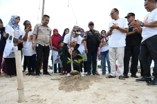 Hidupkan Pantai Sebalang,...