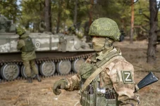 Ukraina: Pasukan Rusia...