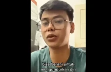 Viral! Guru di Pangandaran...