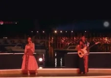 Bawakan Lagu Inikah...