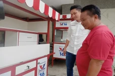 Pedagang Mi Ayam Bakso...