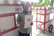 Cerita Pedagang Bakso...