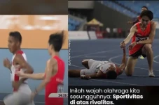 Momen Sportivitas Atlet...