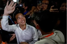 Pemilu Thailand: Oposisi...