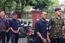 Nestapa Siswi SMP di...