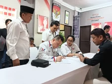 100 Bacaleg Perindo...