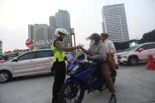 Tilang Manual Kembali...