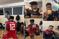 Kegilaan Ruang Ganti...