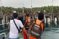 KM Sinar Mareto Tenggelam...