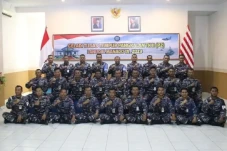 Tingkatkan Naluri Bertempur,...