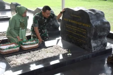 Jenderal Dudung Ziarah...
