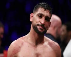 Amir Khan Mau Comeback...