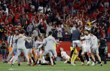 Sevilla Jaga Rekor 100...