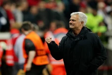 Jose Mourinho vs Sevilla:...