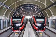 Simak 4 Perbedaan LRT...