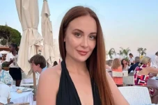 Kisah Guru Cantik Rusia...