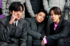 30 Idol K-Pop Pria Terpopuler...