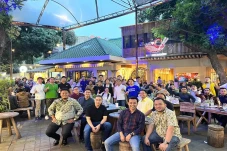 Puluhan Pemuda Lintas...