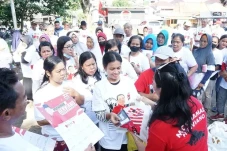 Relawan Mochamad Herviano...