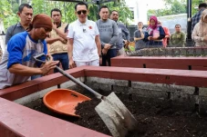 Tiru Bogor, Pemkab Bekasi...