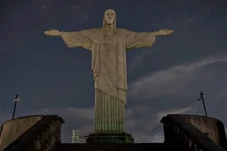 Solidaritas Warga Brasil...