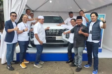 Belanja di Pasar Induk...