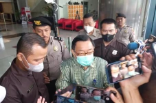 Rampung Diperiksa KPK,...