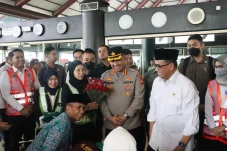 Dampingi Menag Lepas...